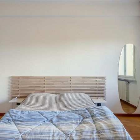 Lucca Roomy Apartment With Balcony And Parking! Luaran gambar