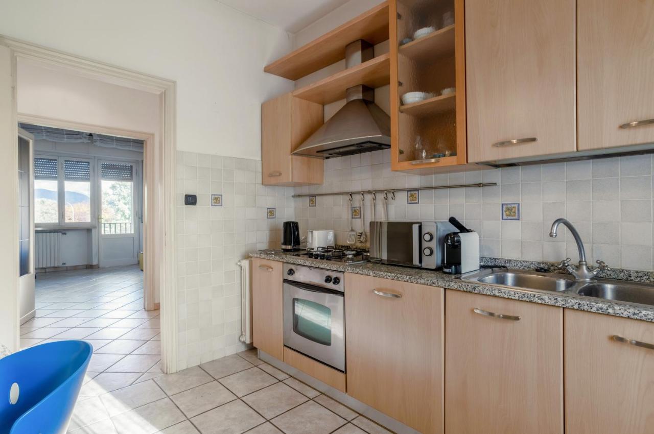 Lucca Roomy Apartment With Balcony And Parking! Luaran gambar